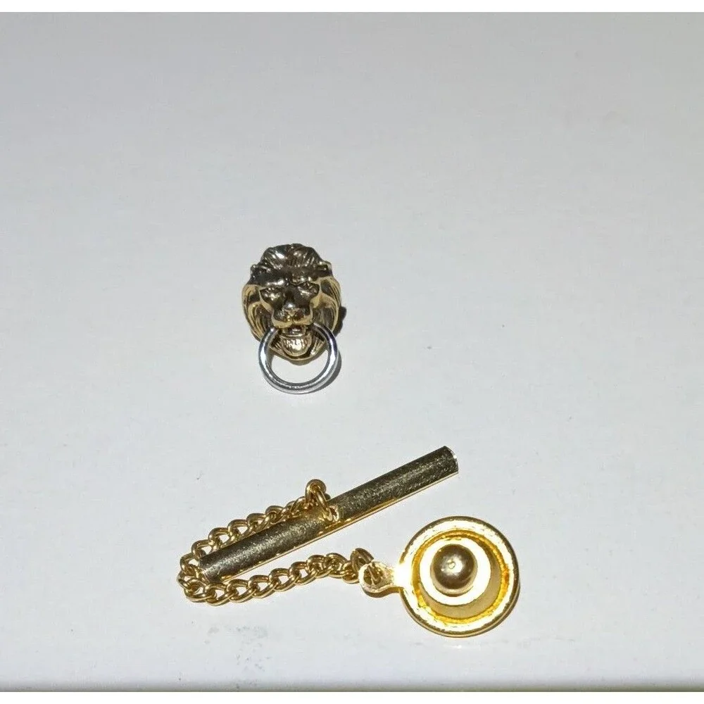 Vintage Swank Gold Tone Lion Head Door Knocker Tie Tack with Safety Chain & Bar